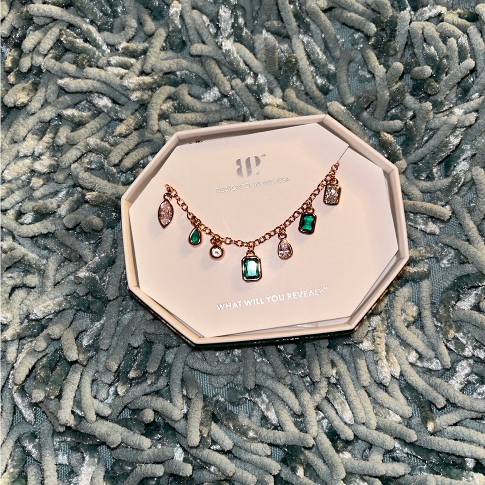 May 2025 Birthday collection : Dazzling Green Goddess